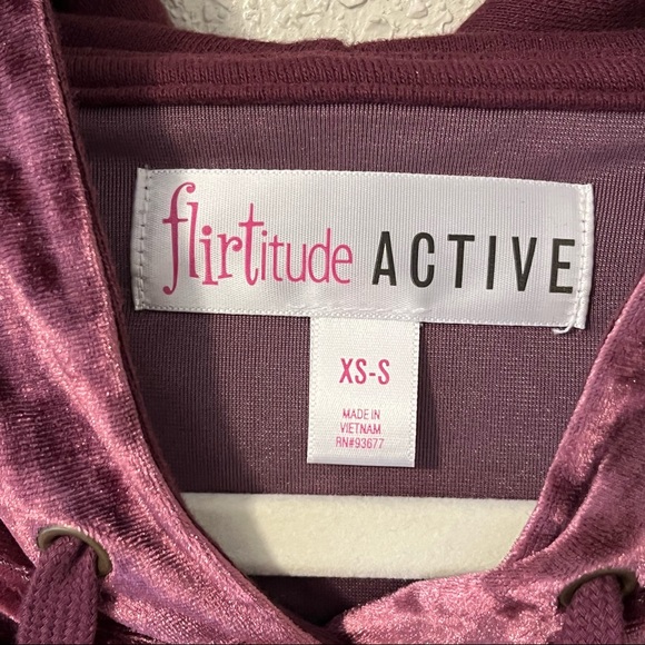 Flirtitude juniors women’s long sleeve hoodie tunic, XS-S, burgundy - Picture 4 of 8